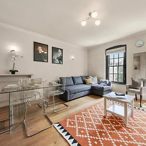 https://1-beb-executive-apartment-near-liverpool-street-station.brighton-hotels-england.com